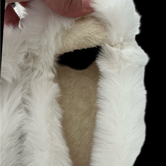 SHEIN White Winter Platform Slide On Shoes (New and Unused) - Picture 11 of 15